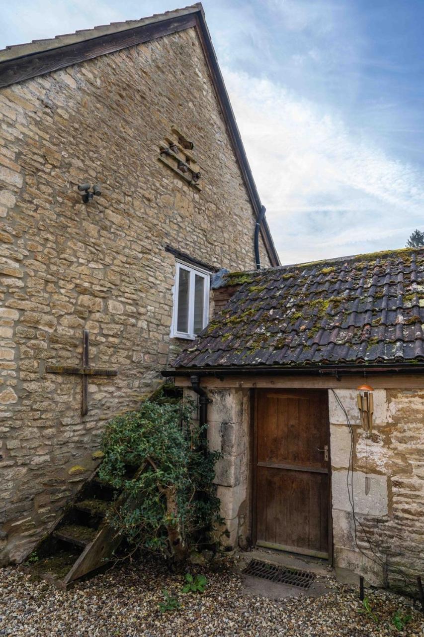 The Old Library Villa Castle Combe Exterior photo